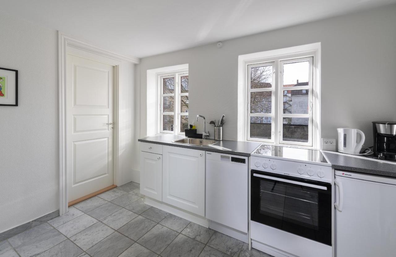 Aday - Apartment Suite 3 Aalborg Center Ngoại thất bức ảnh