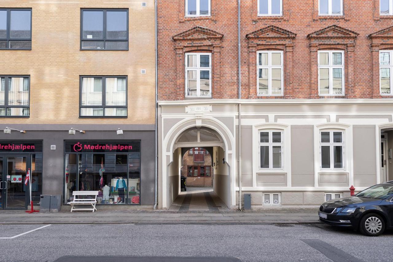 Aday - Apartment Suite 3 Aalborg Center Ngoại thất bức ảnh