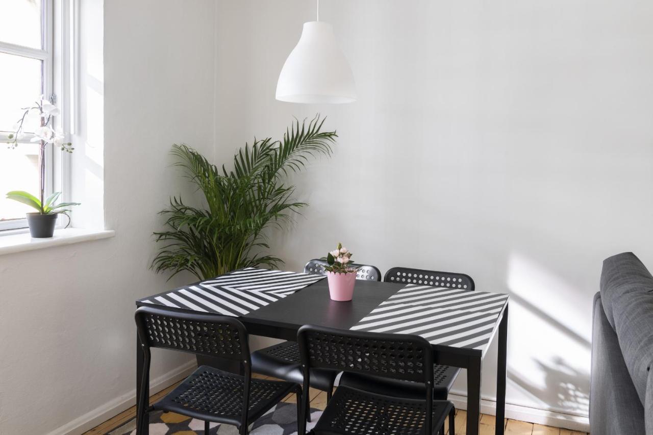 Aday - Apartment Suite 3 Aalborg Center Ngoại thất bức ảnh