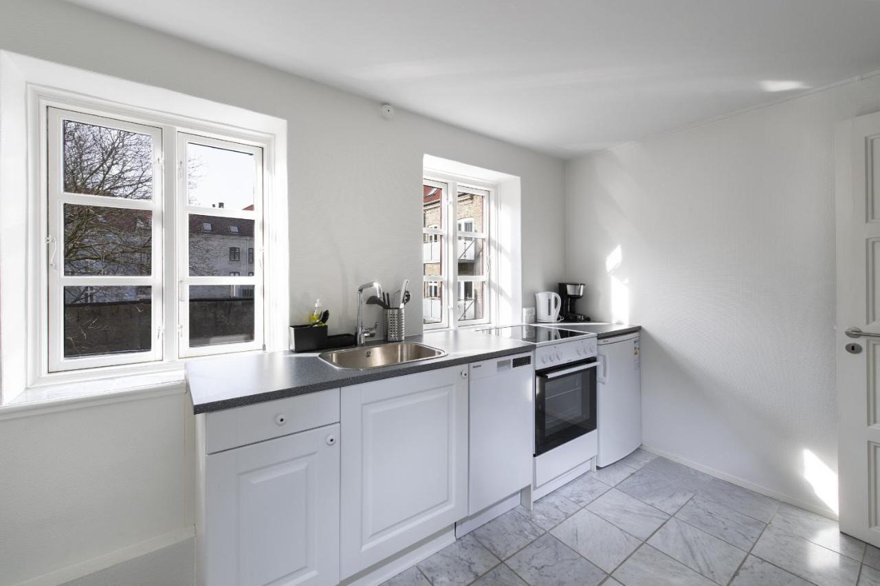Aday - Apartment Suite 3 Aalborg Center Ngoại thất bức ảnh